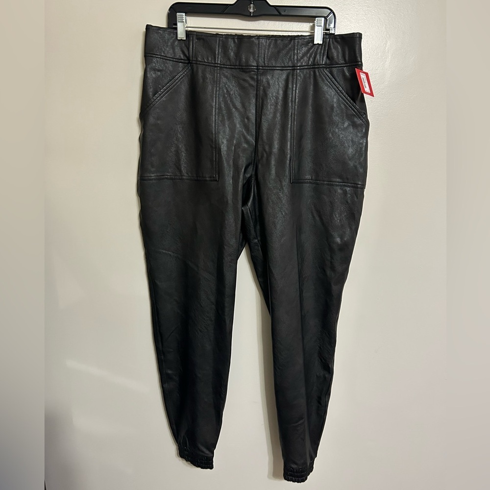 Spanx Leather Like Jogger Pant - Picture 4 of 11